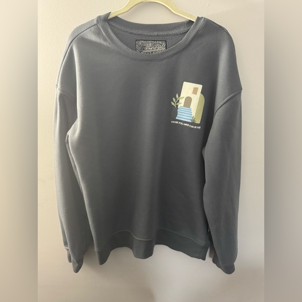 Gray Crewneck Sweatshirt with Relaxed Fit and Graphic Patch